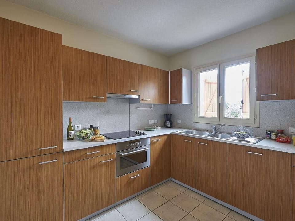 Villa in France with Private Garden Vacation rental in Occitanie