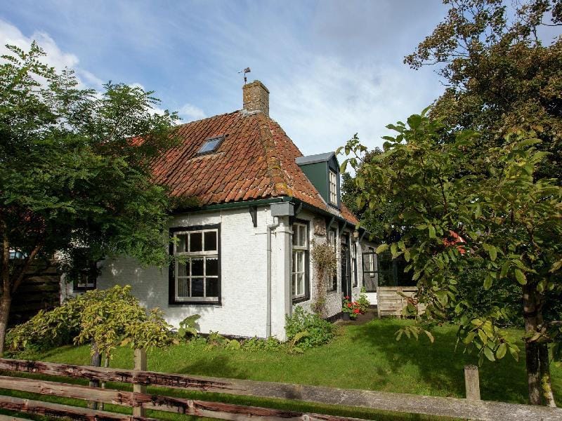 Cottage in Nes-Ameland near Coastline Vacation rental in Nes