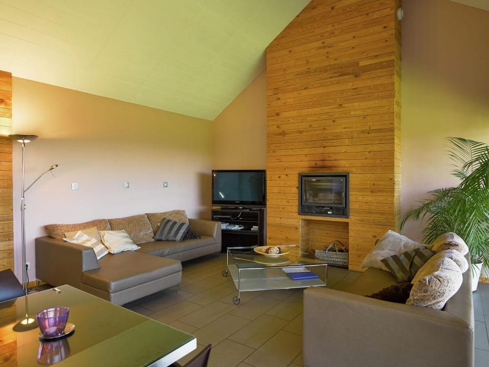 Holiday Home in Stoumont with Valley View Vacation rental in Wallonia, Belgium