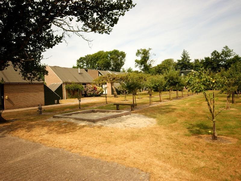Holiday Home near Beach with Pool Access Vacation rental in Burgh-Haamstede