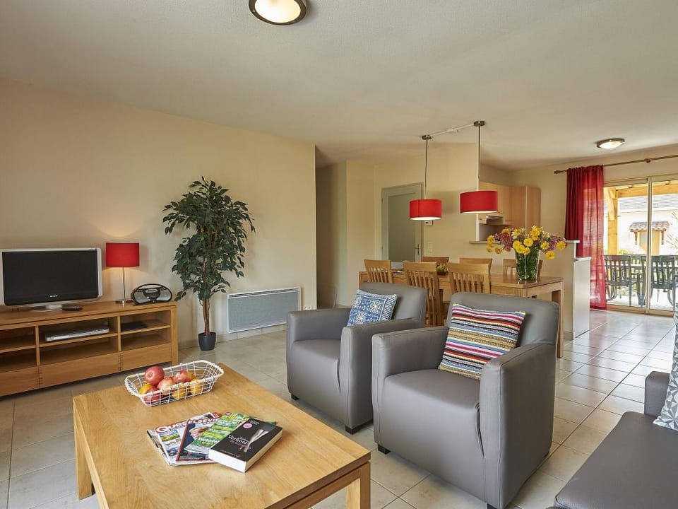 Villa in Lanzac with Private Garden Villa in Occitanie