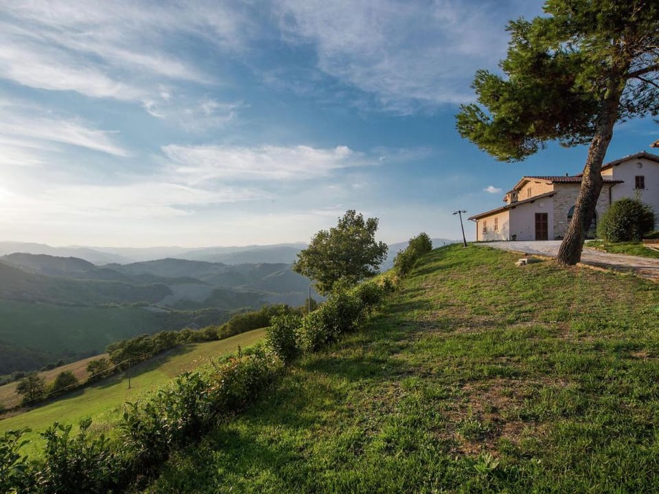 Apartment in SantAngelo near Medieval Town Vacation rental in Marche