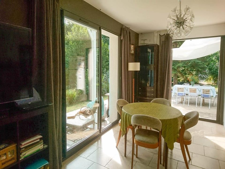 Villa in Bruniquel by Aveyron River Villa in Occitanie