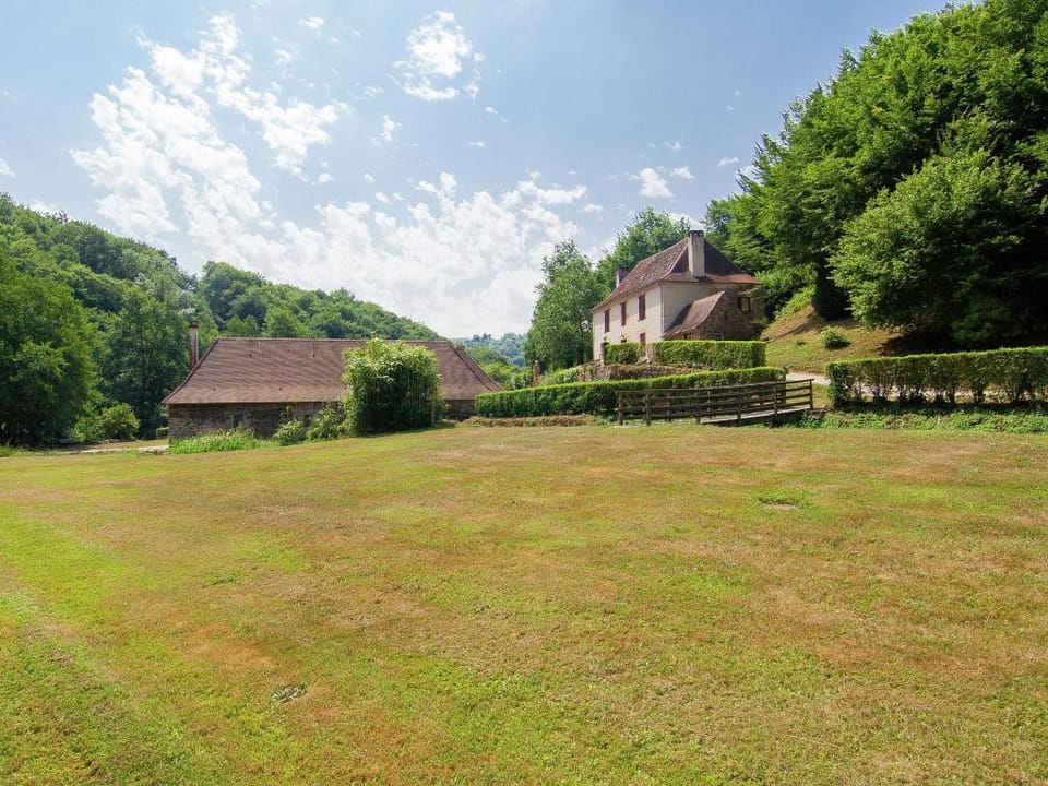Beautiful vacation home with swimming pool Vacation rental in Nouvelle-Aquitaine