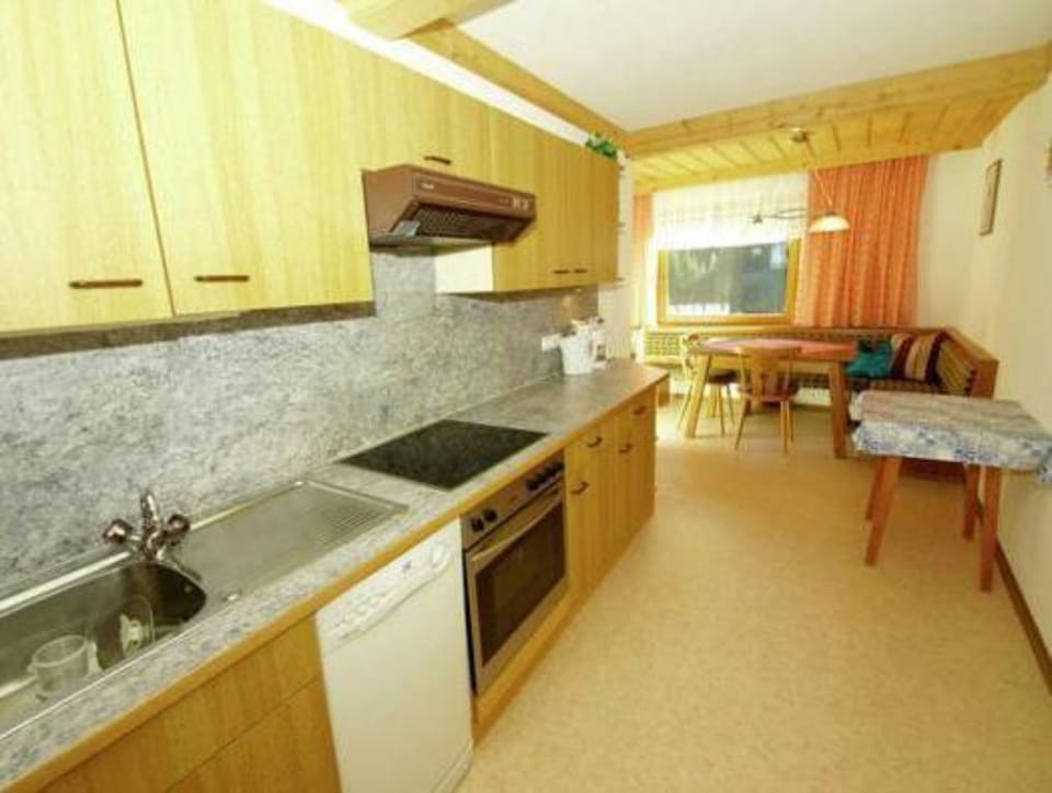 Apartment in Kappl near Ski Slopes Apartment in Canton of Grisons