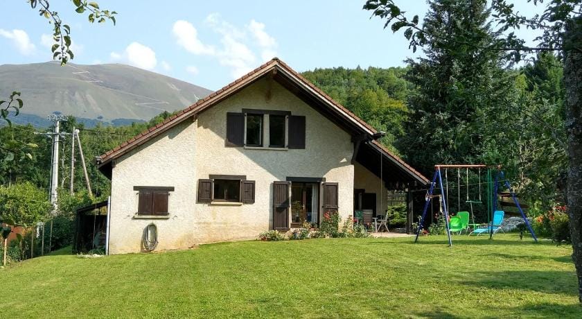 Cozy Chalet Escape in the Alps Vacation rental in Provence-Alpes-Côte d'Azur