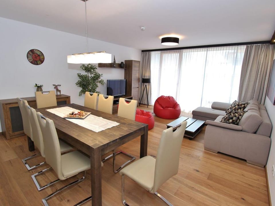 Apartment in Neukirchen near Ski Lift Apartment in Salzburgerland