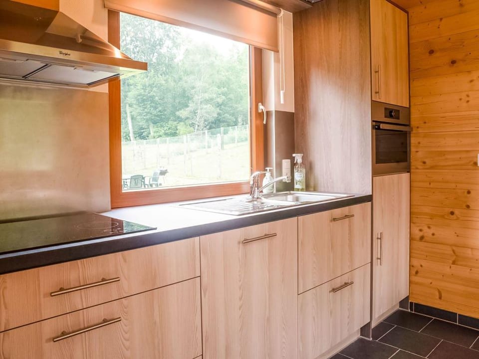 Secluded Chalet in Rogery Vacation rental in Vielsalm