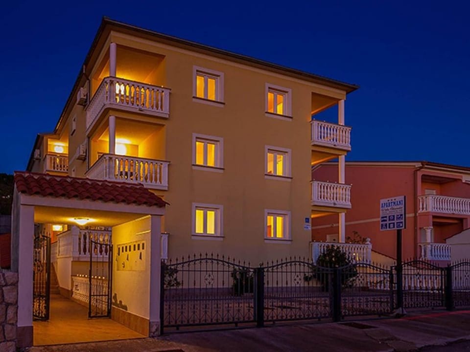 Country House in Croatia with Pool Apartment in Primorje-Gorski Kotar County