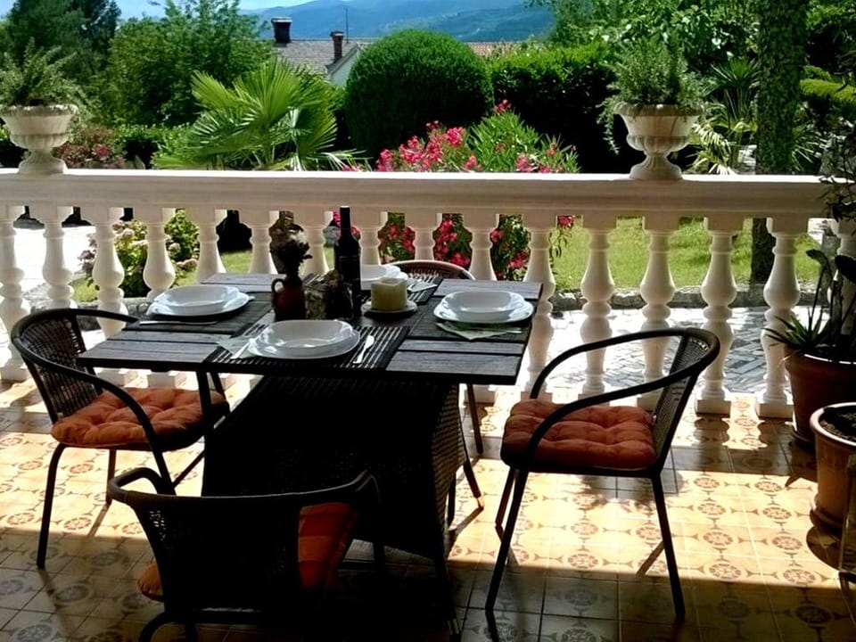 Apartment in Matulji with Scenic Roof Terrace Apartment in Rijeka