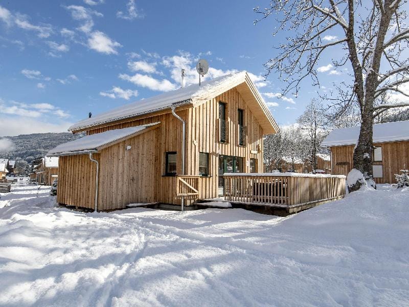 Nice chalet with hot tub Vacation rental in Carinthia, Austria