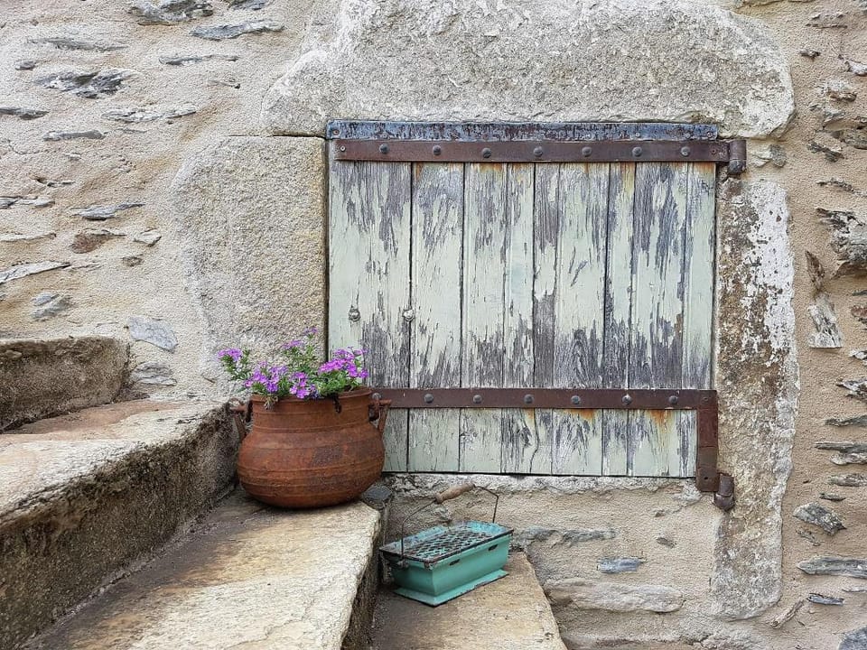 Hillside Haven in Courniou Villa in Occitanie