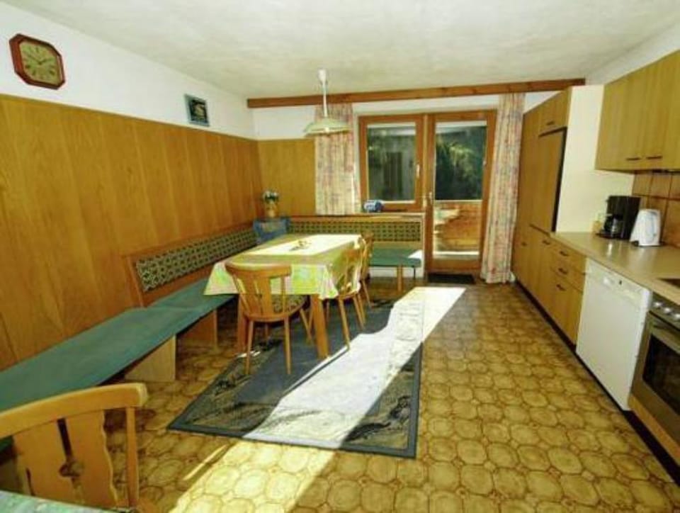 Apartment in Kappl near Ski Slopes Apartment in Canton of Grisons