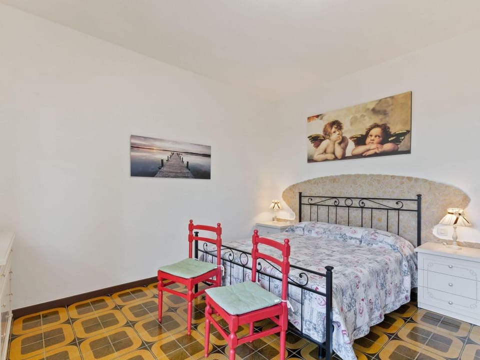 Belvilla by OYO Pleasant Apartment with Courtyard Apartment in Marche