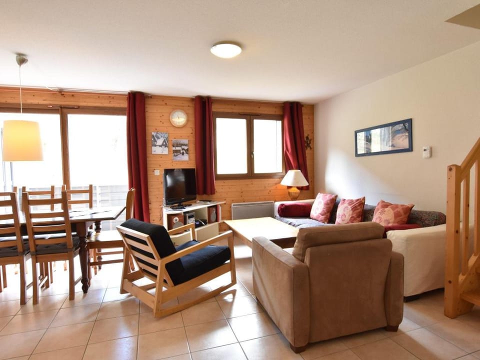 Apartment in La Chapelle near Ski Lift Apartment in Châtel