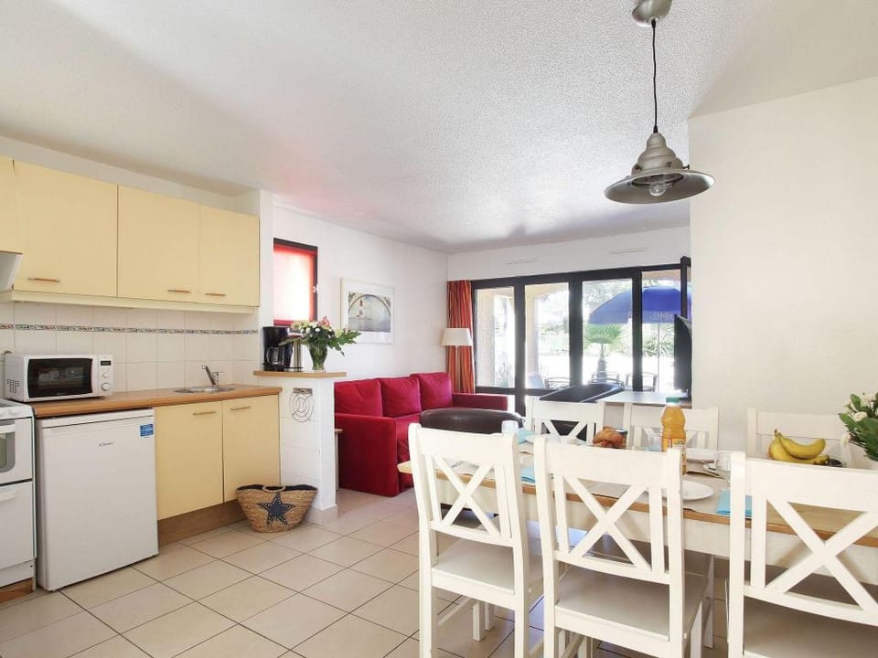 Apartment in Saint-Loup amid Pine Trees Apartment in Agde