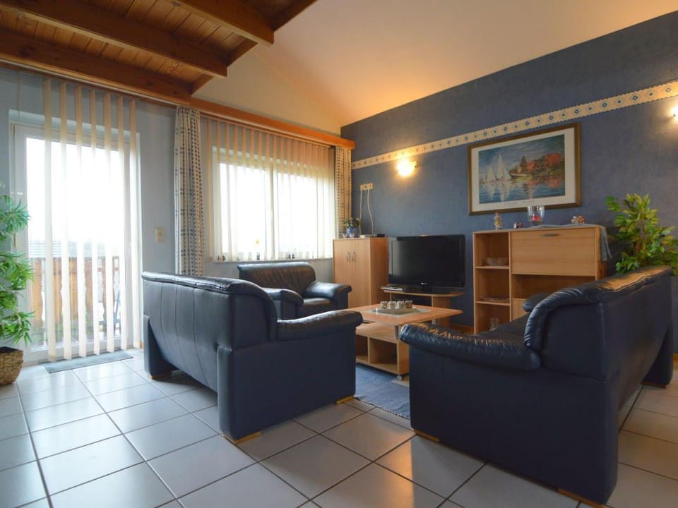 Apartment in Gransdorf with Scenic Views Apartment in Rhineland-Palatinate