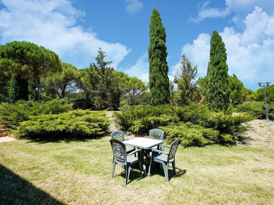 Apartment in Castiglione near Lake Trasimeno Vacation rental in Umbria