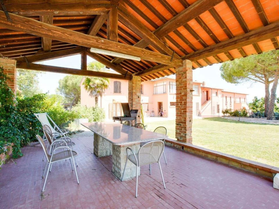 Apartment in Castiglione near Lake Trasimeno Vacation rental in Umbria