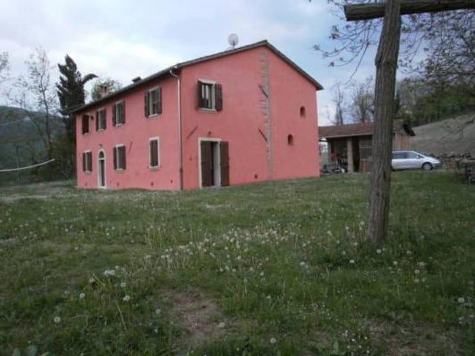 Belvilla by OYO Appartamento Yassine Vacation rental in Emilia-Romagna