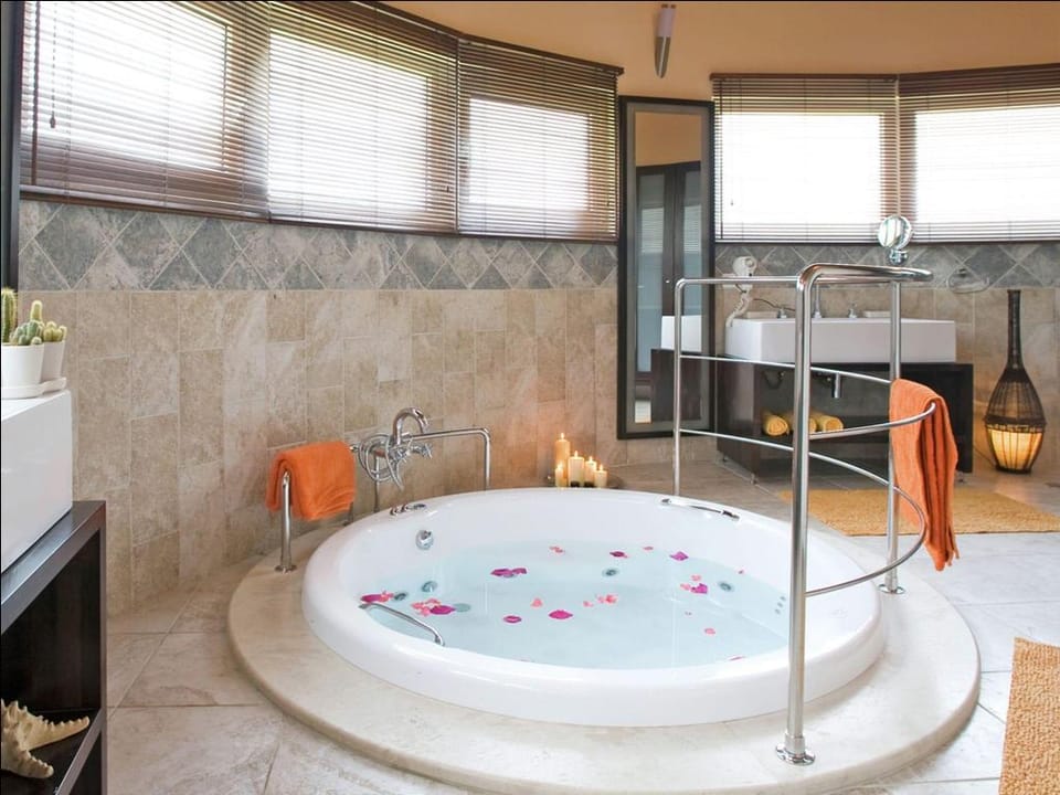Villa in Corfu with Pool and Panoramic Views Hotel in Corfu, Greece