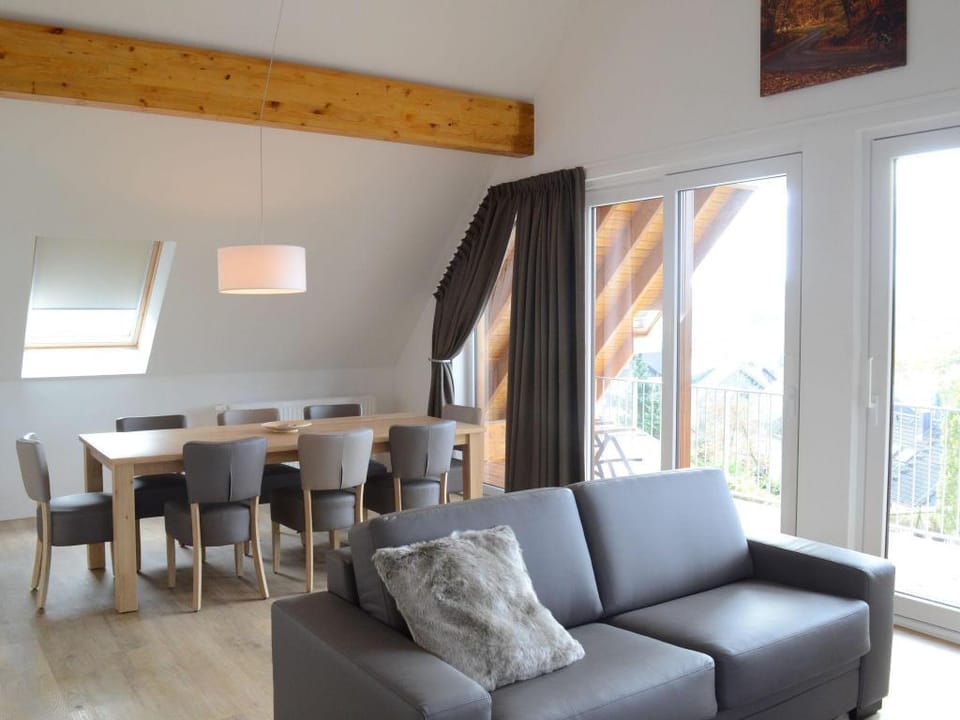 Spacious, modern apartment, ten minutes walk from the centre Apartment in Winterberg