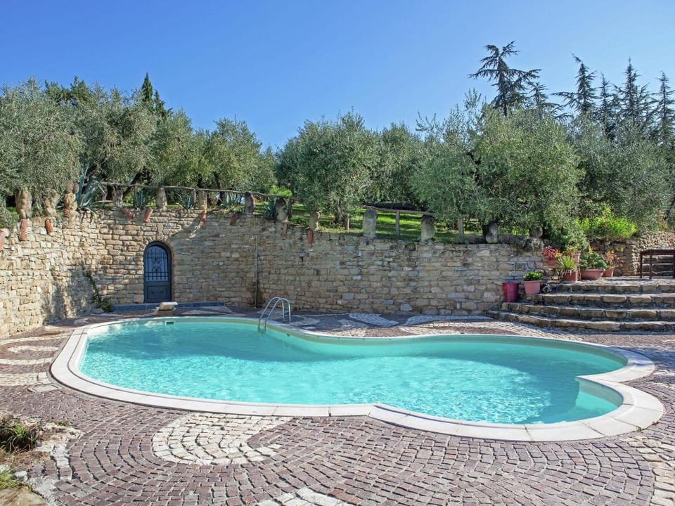 Romantic Stay with Pool Apartment in Emilia-Romagna
