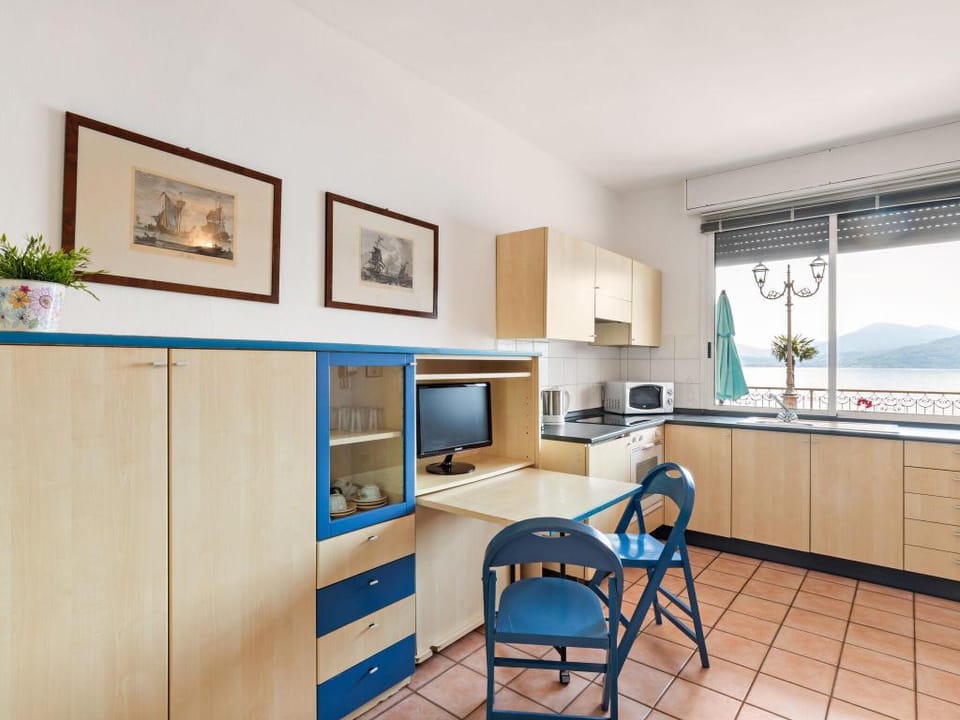 Apartment in Oggebbio with Sea View Terrace Vacation rental in Canton of Ticino