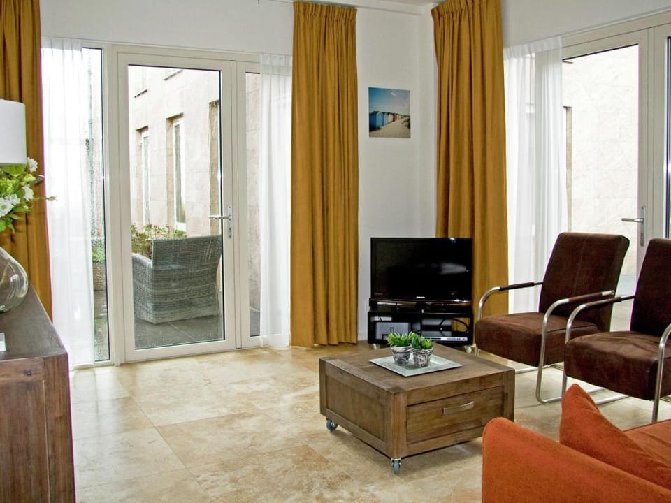 Apartment in Egmond with Stunning Sea Views Vacation rental in Egmond aan Zee