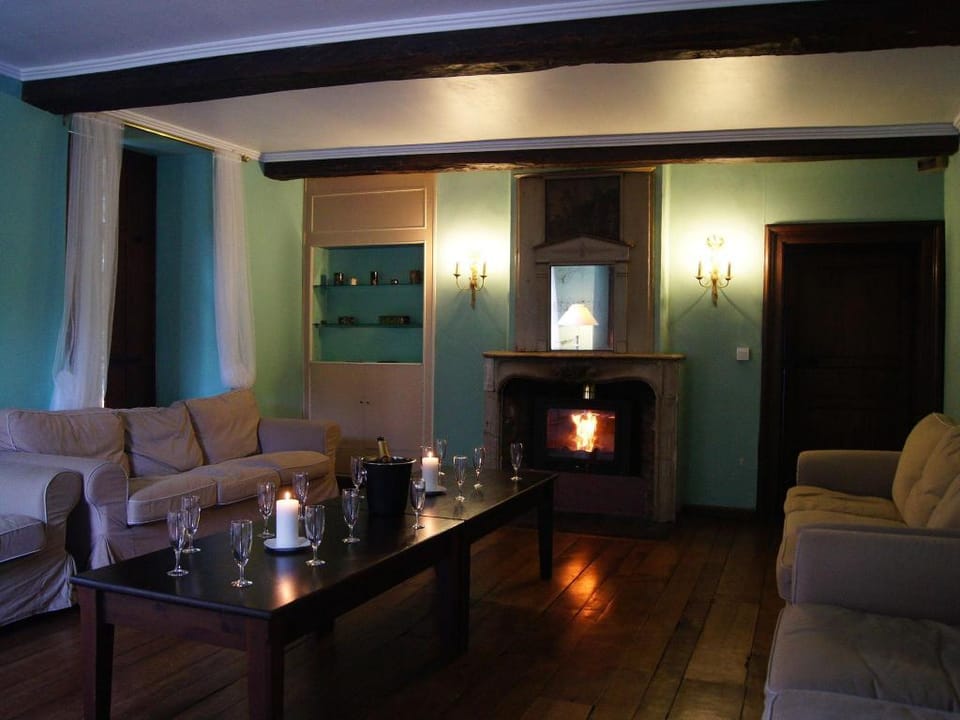 Lavish Holiday Home in Forrieres with Sauna Vacation rental in Wallonia, Belgium