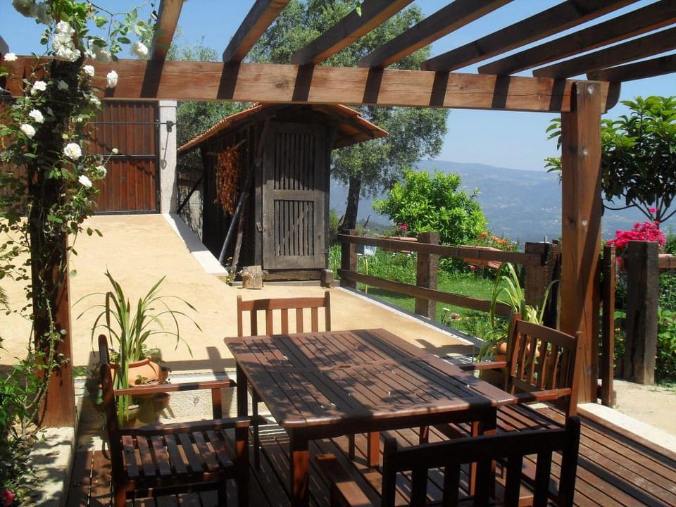 Countryside Cottage with Private Terrace Vacation rental in Viana do Castelo District, Portugal