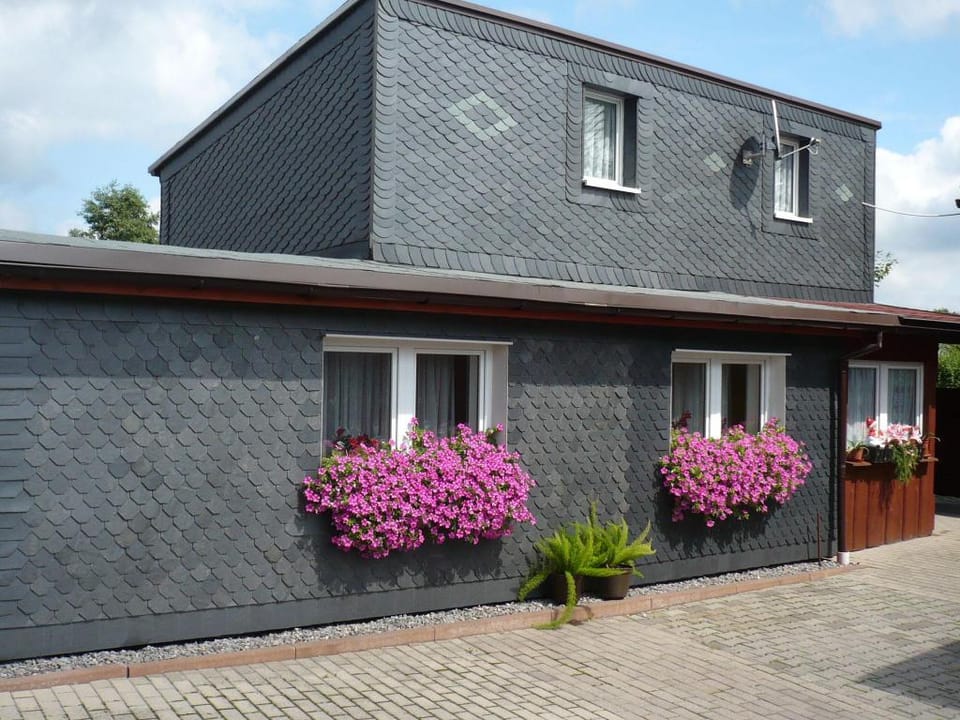 Neustadt 2BR with Garden Vacation rental in Thuringia, Germany