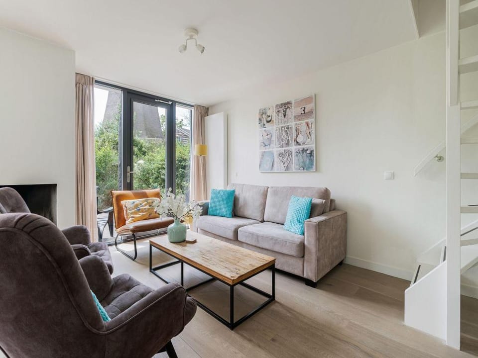 Holiday home with sauna Vacation rental in Egmond aan Zee