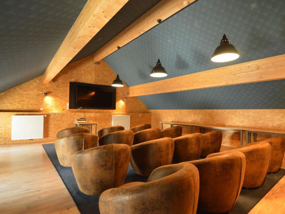 Gorgeous Holiday Home in Waimes with In-House Theatre  Pool Vacation rental in Wallonia, Belgium
