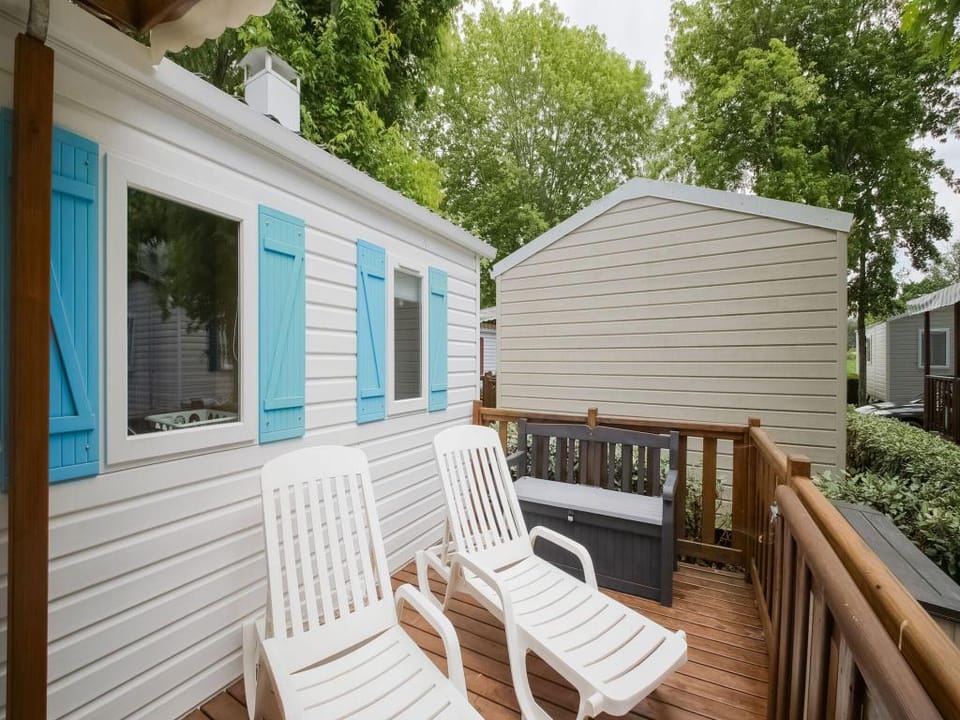 Mobile Home with Plancha  Pool Access Vacation rental in Saint-Jean-de-Monts