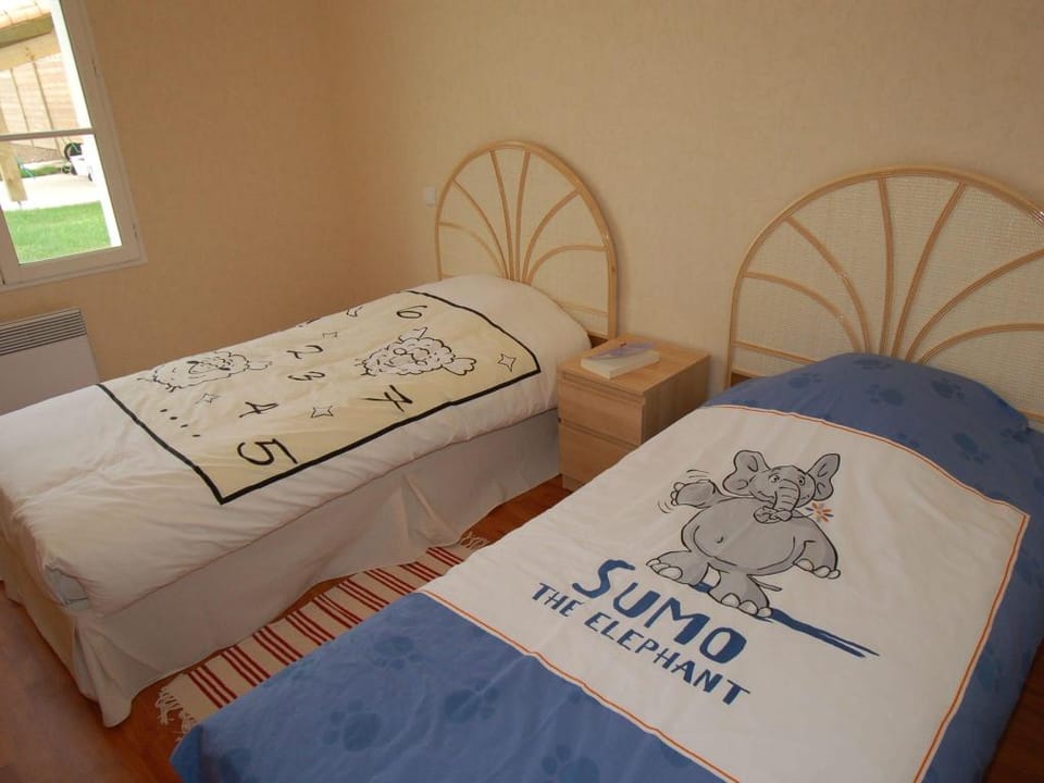 Villa in France with Private Pool and Golf Views Villa in Pays de la Loire