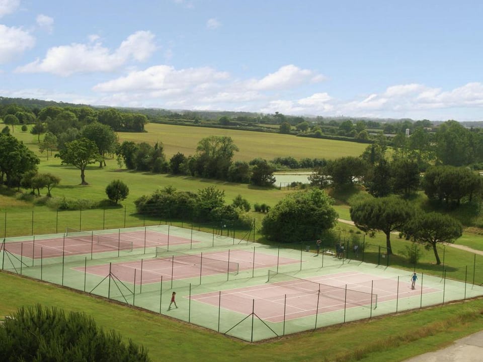 Villa in France with Private Pool and Golf Views Villa in Pays de la Loire