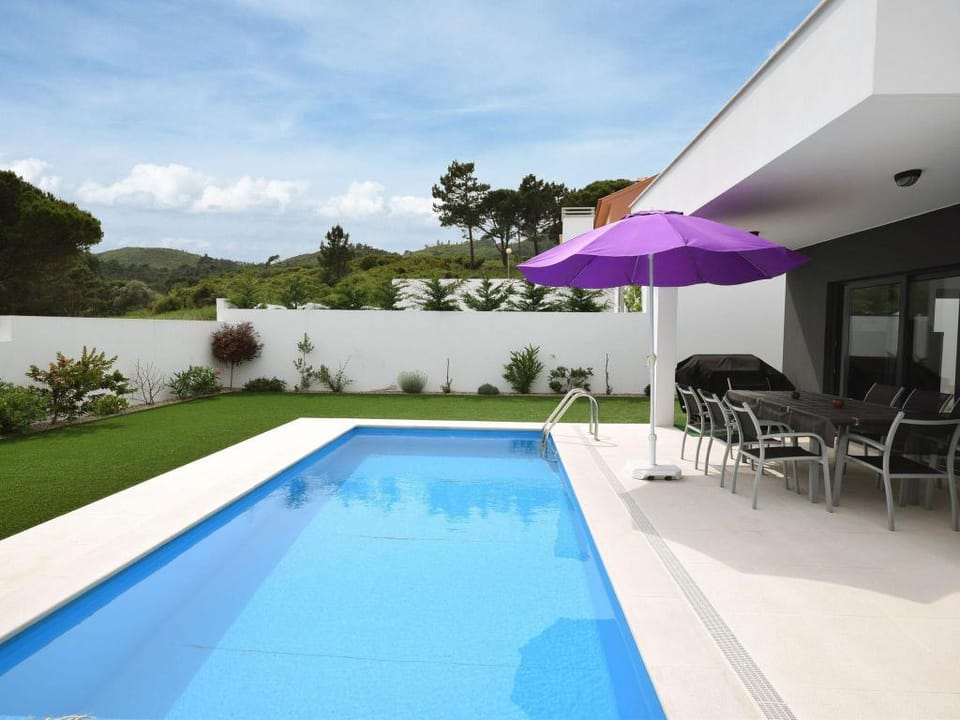 Holiday Home Nazare Beach for Surfing Vacation rental in Portugal