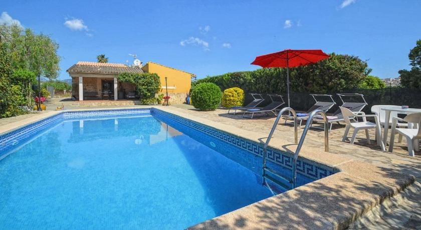 Cottage in Buger with Private Pool  Views Vacation rental in Pla de Mallorca