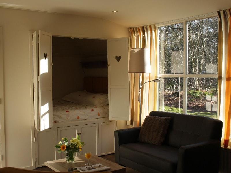 Forest Villa in Herperduin with Bubble Bath Vacation rental in Limburg (province)
