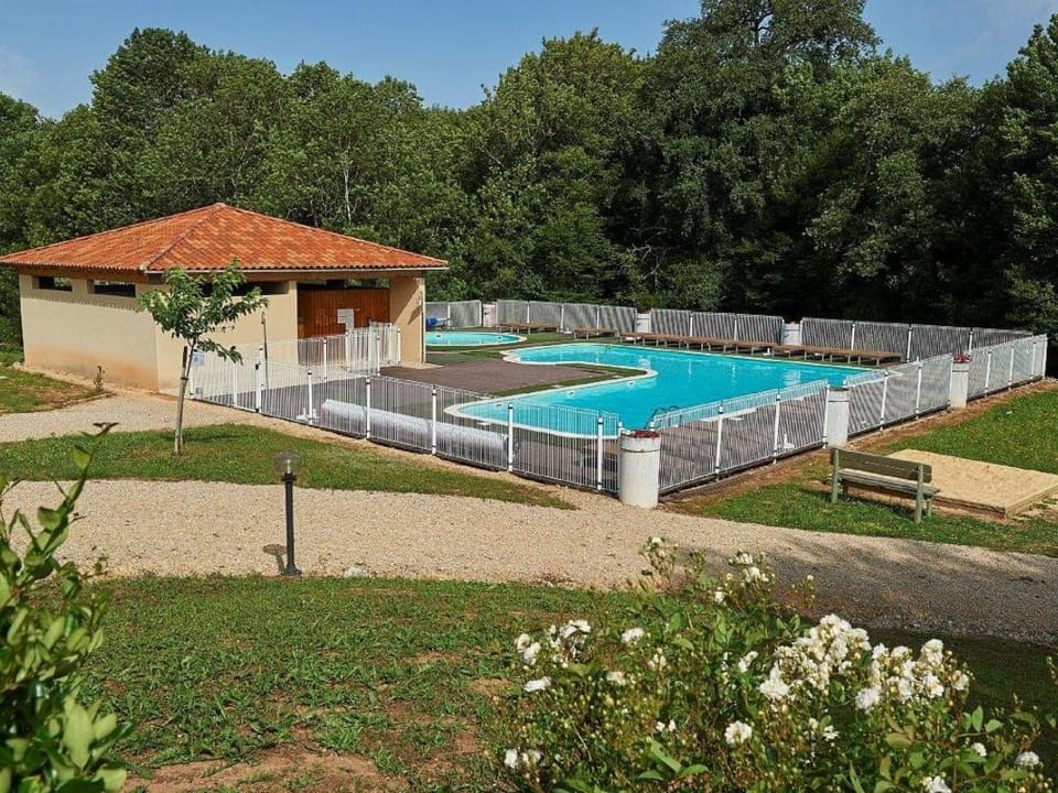 Cozy Retreat with Shared Pool Vacation rental in Occitanie