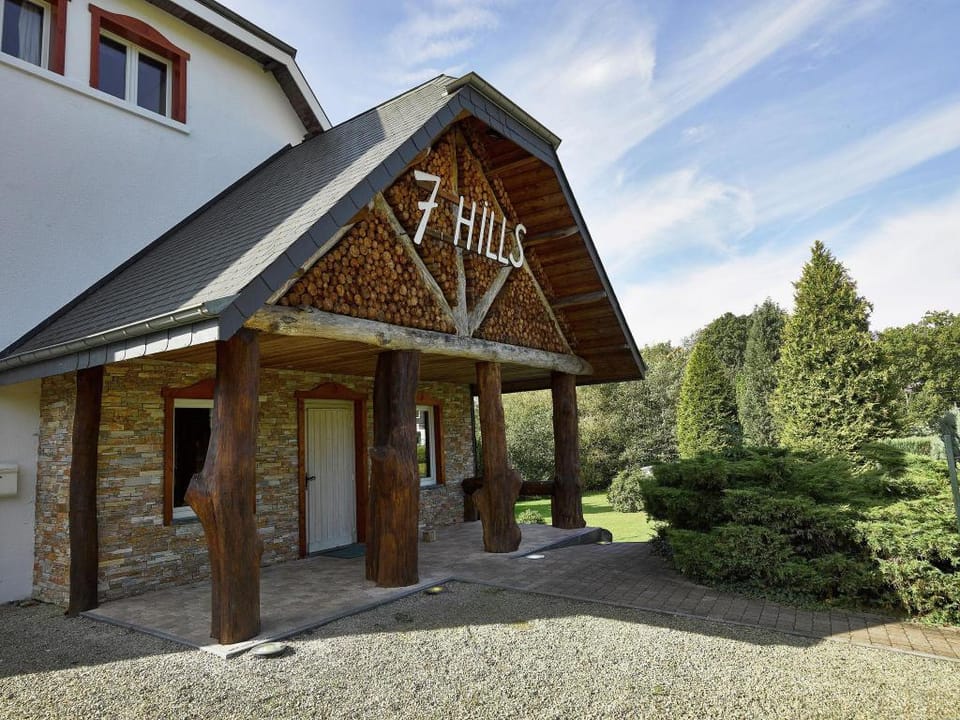 Luxurious Holiday Home in Stoumont with Pool  Bar Vacation rental in Wallonia, Belgium