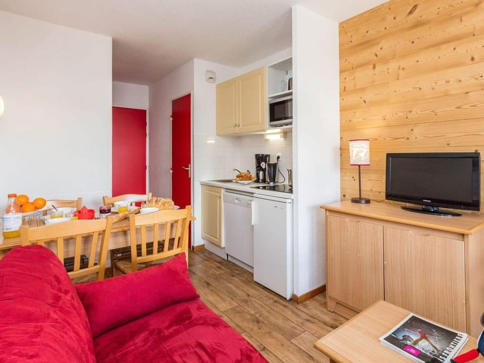 Apartment in Valmeinier with Valley Views Apartment in Auvergne-Rhône-Alpes