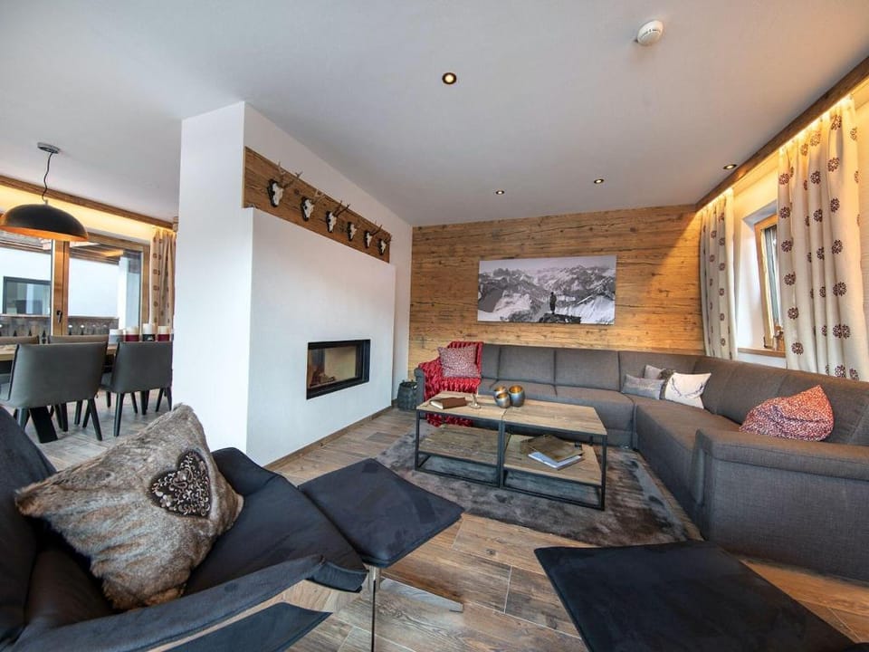 Chalet Retreat near Kitzbuhel Alps Vacation rental in Salzburgerland