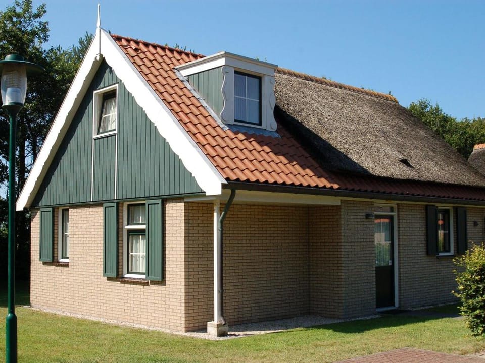 Modern Bungalows Near Beach Vacation rental in De Koog