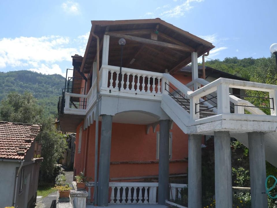 Nature Retreat in Testico Vacation rental in Liguria