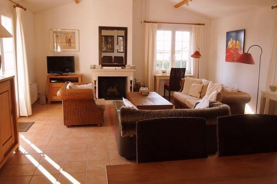 Villa in France with Pool and Private Garden Villa in Pays de la Loire