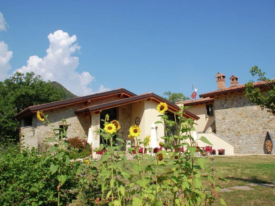 Holiday Home in Imola with Forest  Pool Vacation rental in Emilia-Romagna