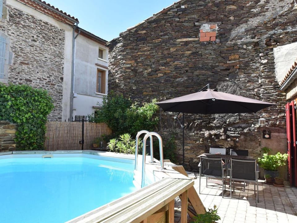 Holiday home with pool in Cuxac-Cabardes Vacation rental in Occitanie