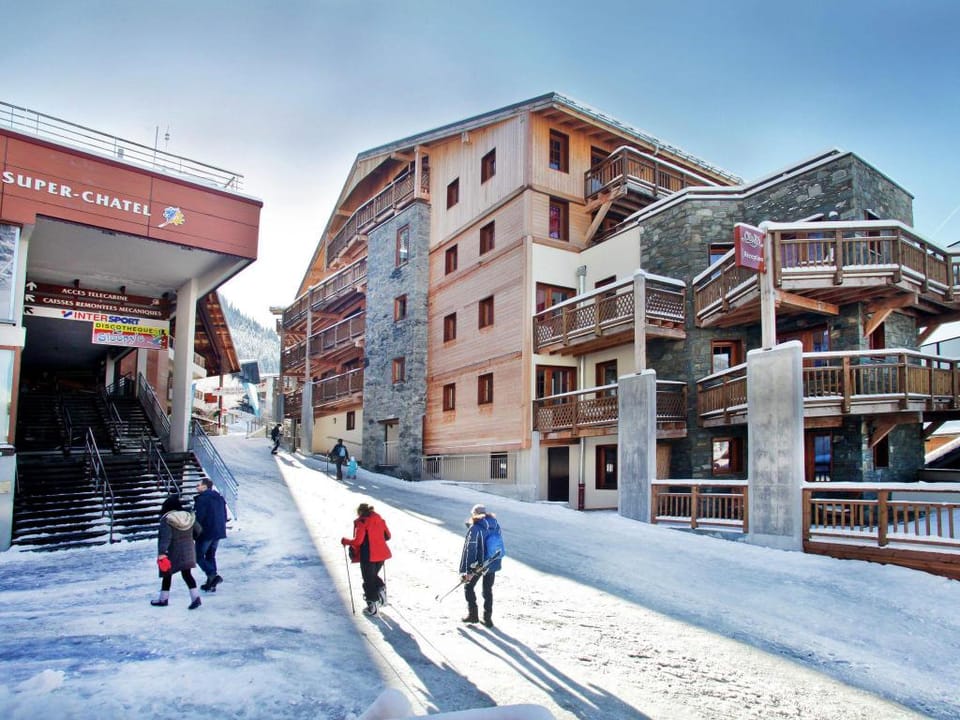 Central Chatel Getaway Apartment in Châtel